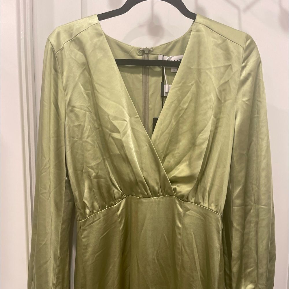 Elliatt Kai Long Sleeve Maxi Dress in Avocado,.Size S - Picture 12 of 16